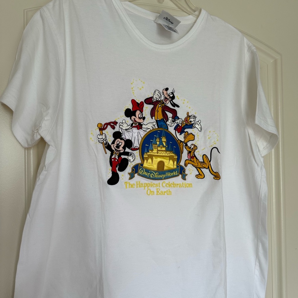 Walt Disney World “Happiest Celebration on Earth” embroidered t-shirt, large